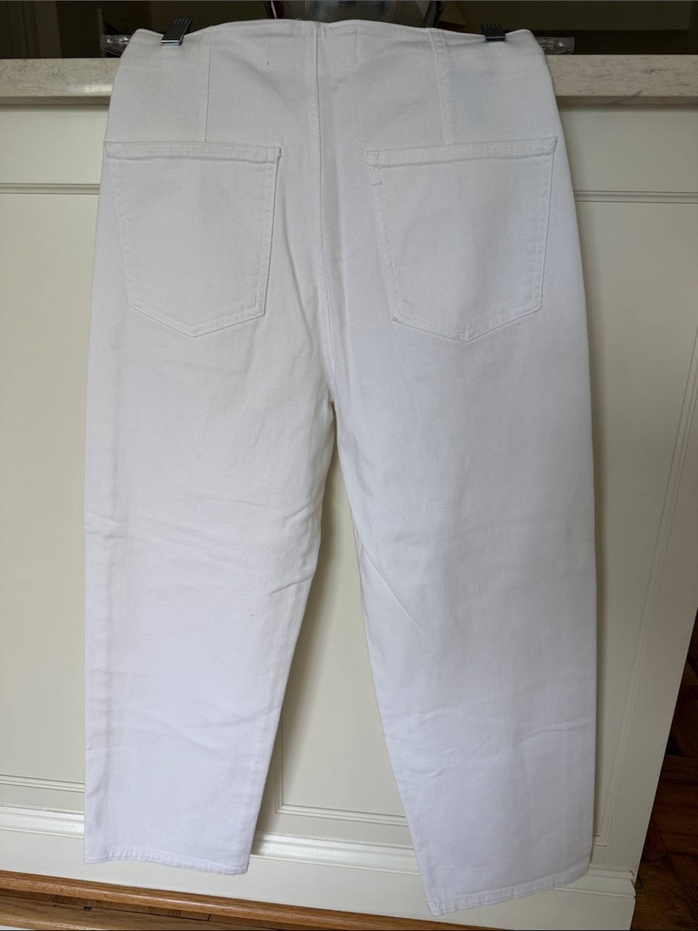 Worn Once! Veronica Beard White Wide Leg Crosbie Crop Jean. - Picture 9 of 12